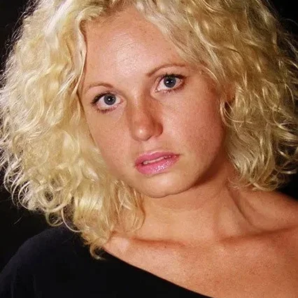 Ellie Church