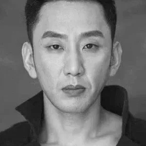  Jingwei Zhang