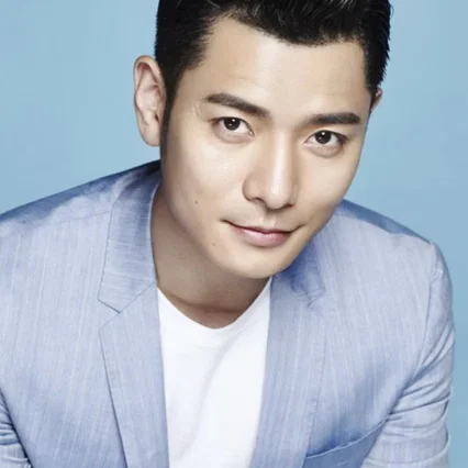  Luo Li Qun