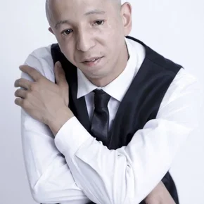 Photo star :  Zhang Fengjun