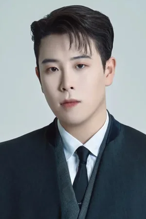  Pyo Ji-Hoon  photo