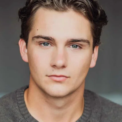  Dylan Hawco