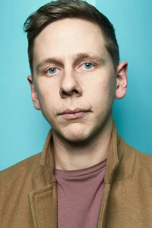  James Eeles photo
