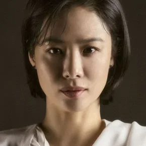 Photo star :  Gim Hyeon-ju