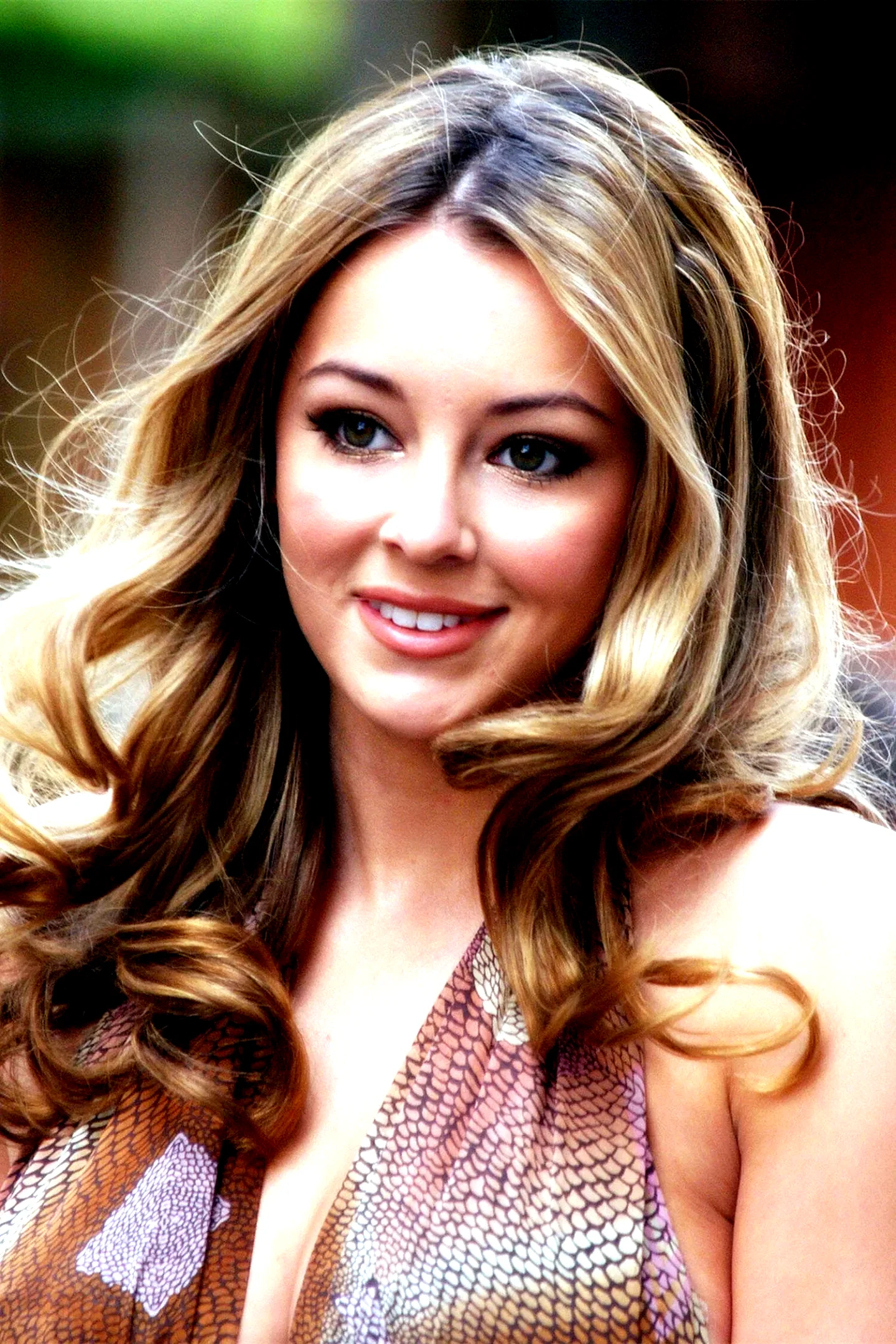  Keeley Hazell