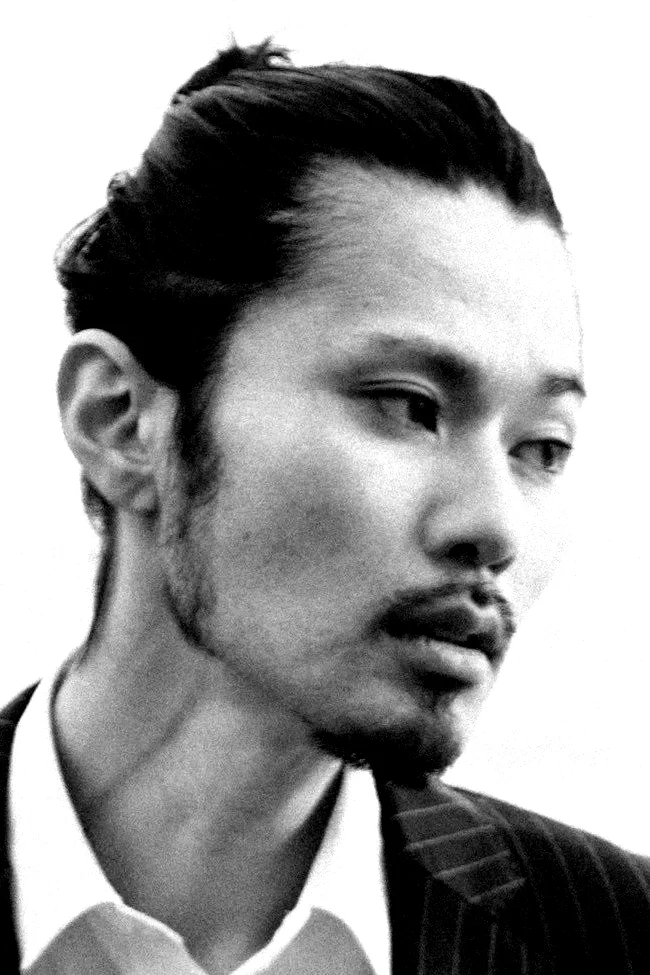  Taro Uchibori