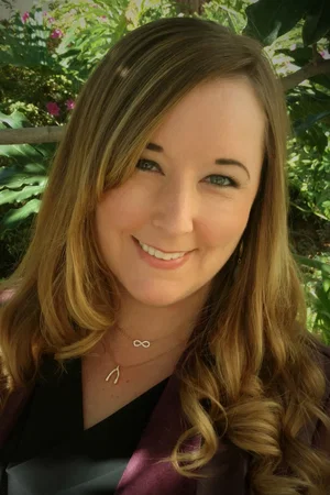  Amanda Phillips photo