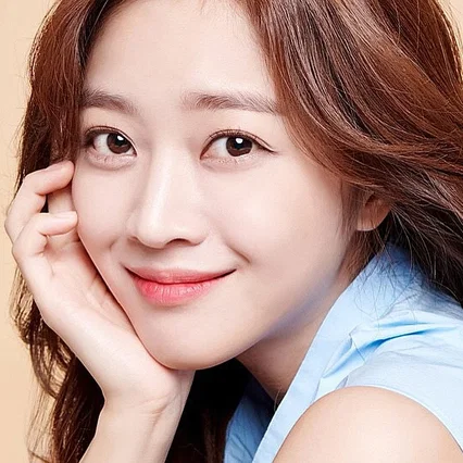  Jo Bo-ah