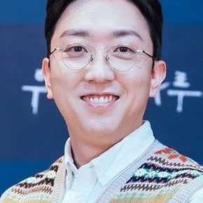 Photo star :  Jo Nam-hyung