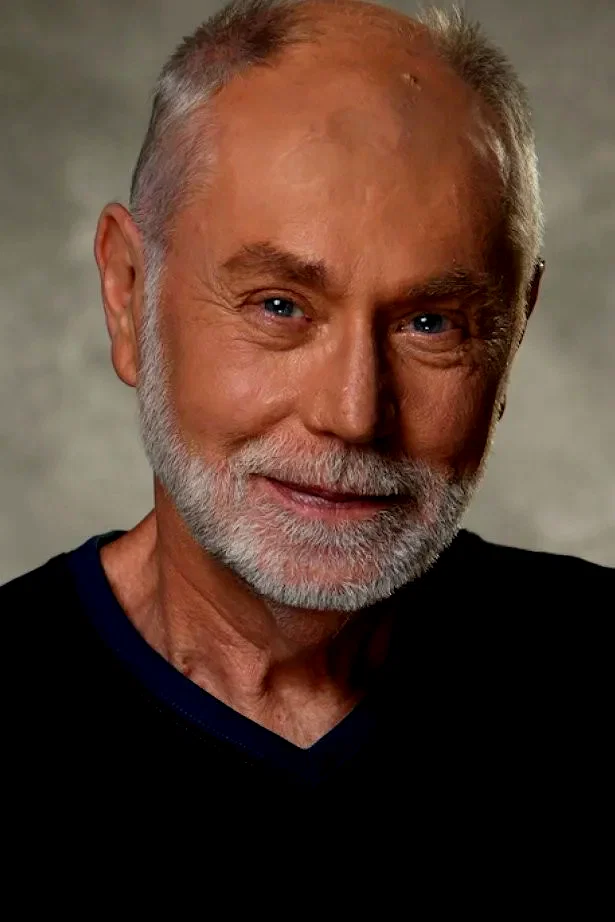  Robert David Hall