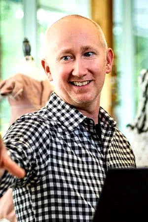  Gary Hawes