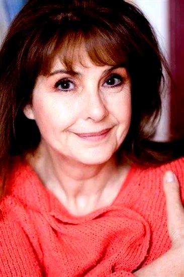Isabelle Spade