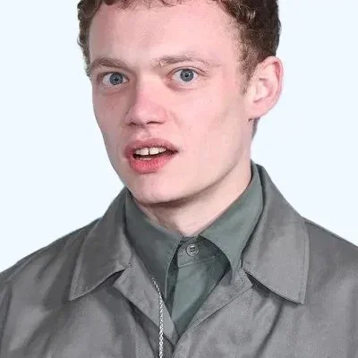 Jojo Macari