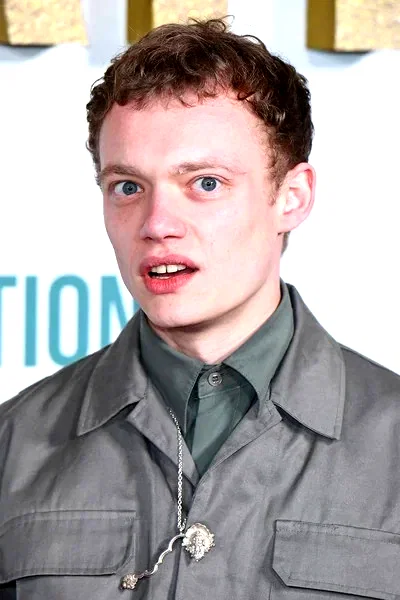  Jojo Macari