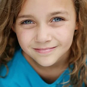 Photo star :  Mimi Kirkland