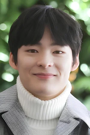  Song Gun-hee photo
