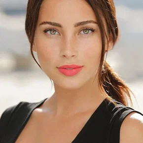 Photo star :  Priscilla Quintana