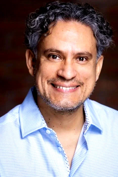 Luis del Valle