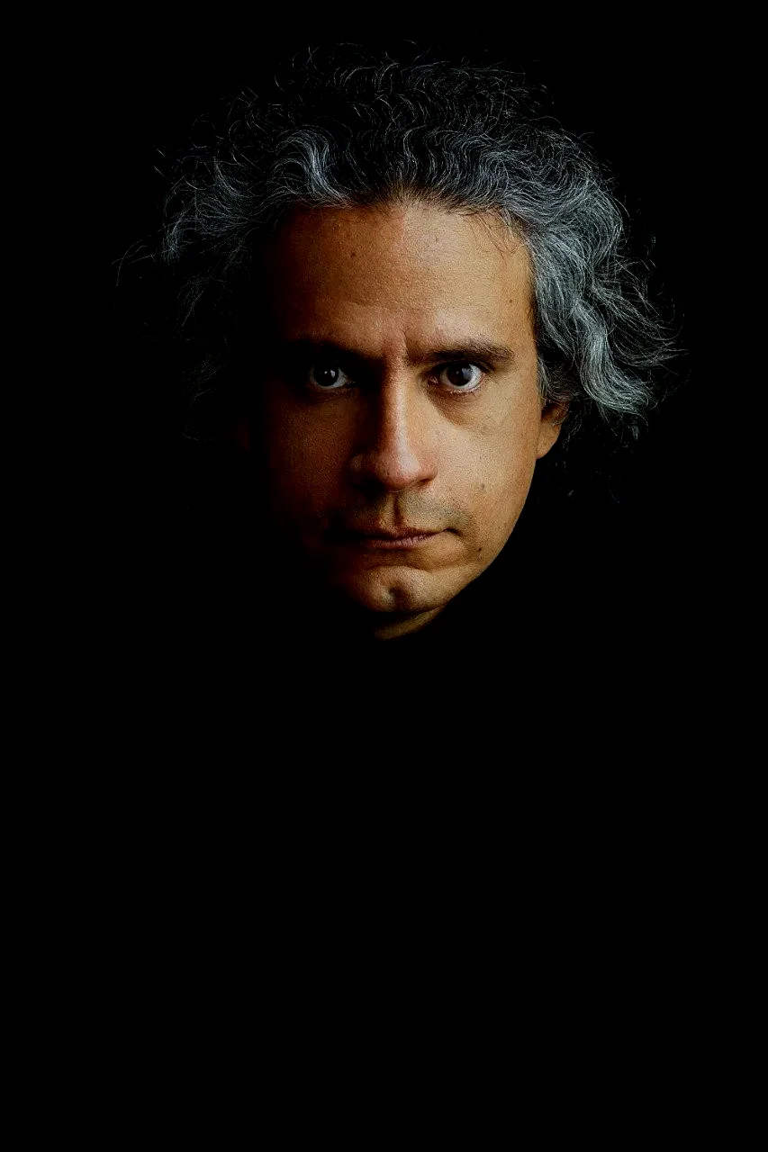  Luis del Valle