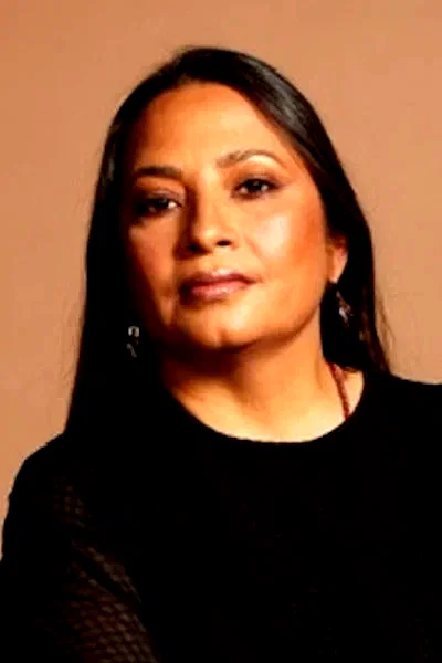  Aurora Guerrero