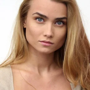 Photo star :  Tiana Upcheva
