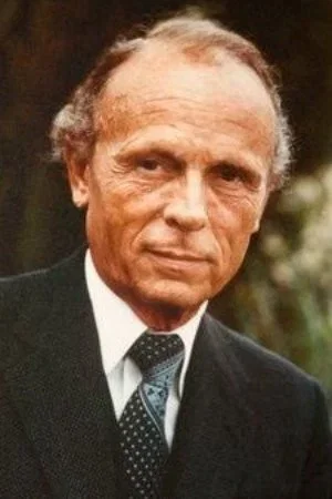  Peter Thomas photo