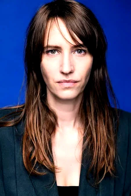  Lisa Hofer
