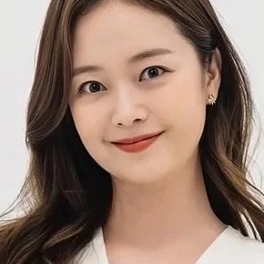 Photo star :  Jun So-min