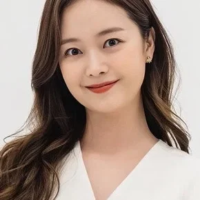 Photo star :  Jun So-min