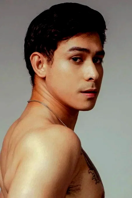  Paolo Gumabao