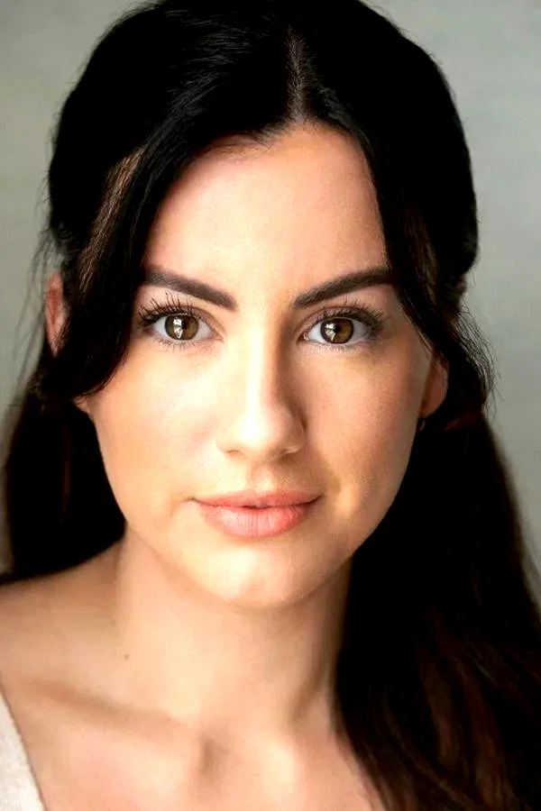  Sophie-Louise Craig