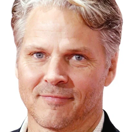 Michael Reilly Burke