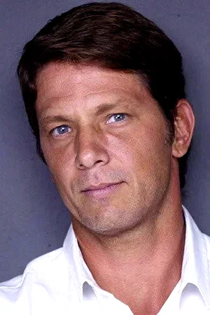  Mário Frias