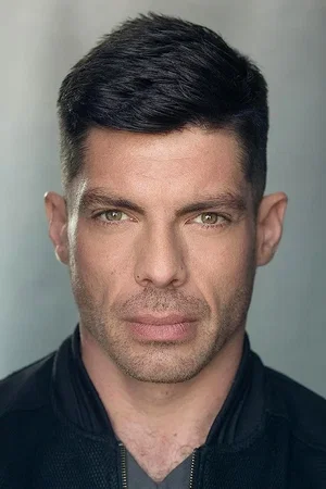  Ronan Summers photo