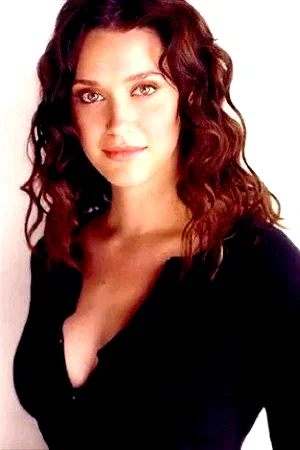  Sarah Power