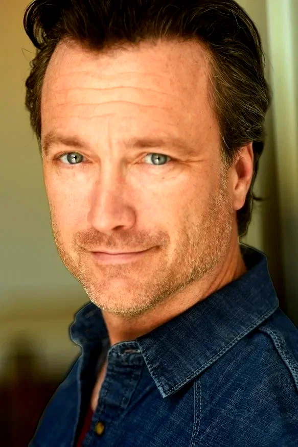  Adam Harper