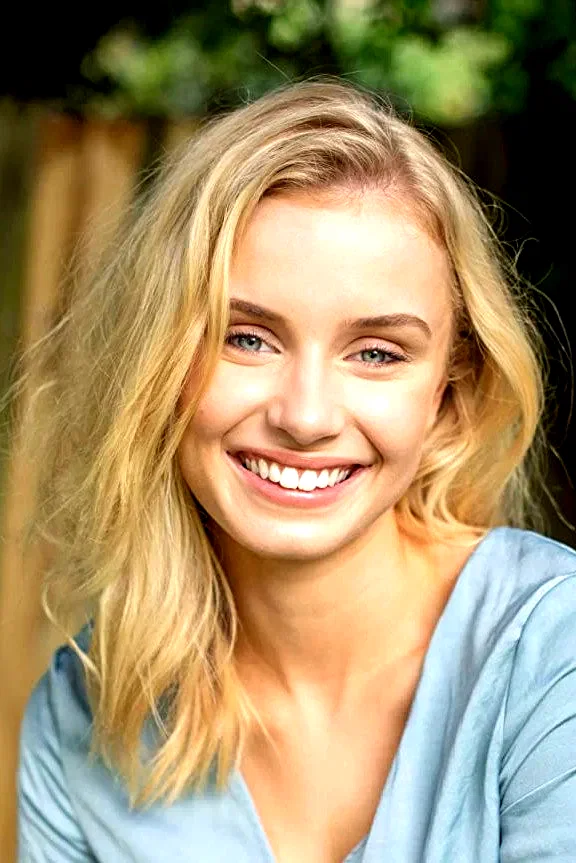  Meg Fraser