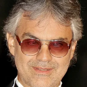 Photo star :  Andrea Bocelli