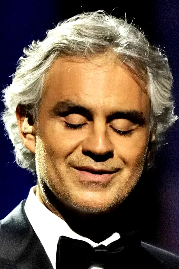  Andrea Bocelli