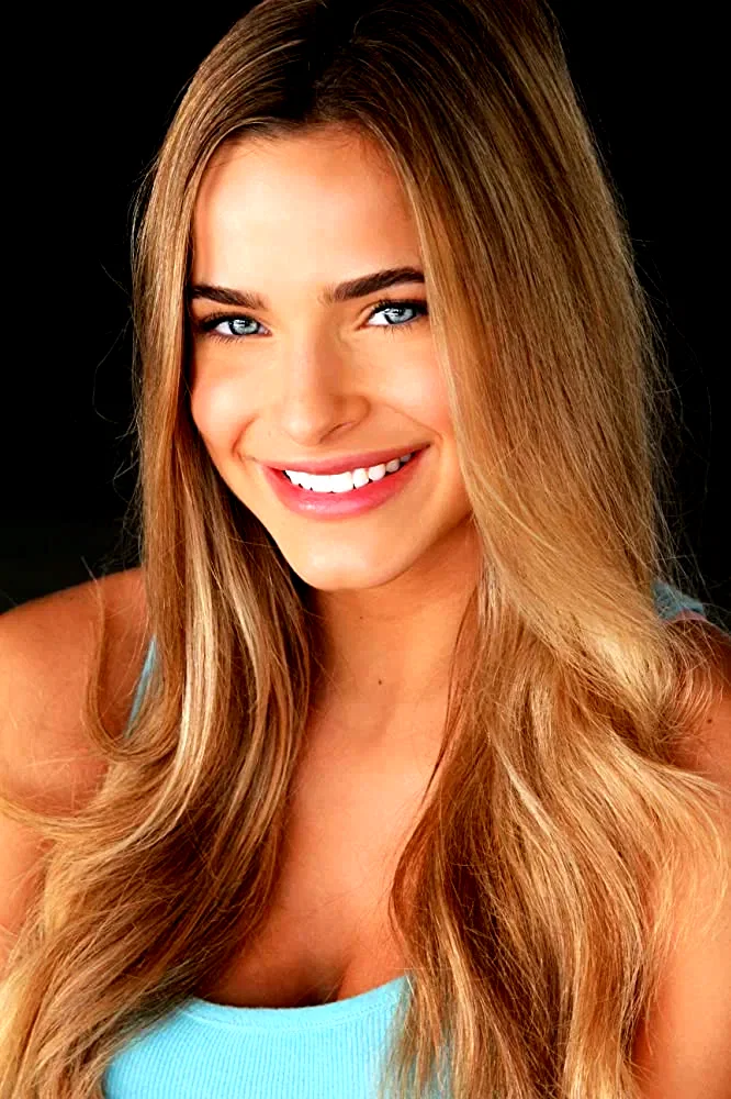  Abbie Gayle