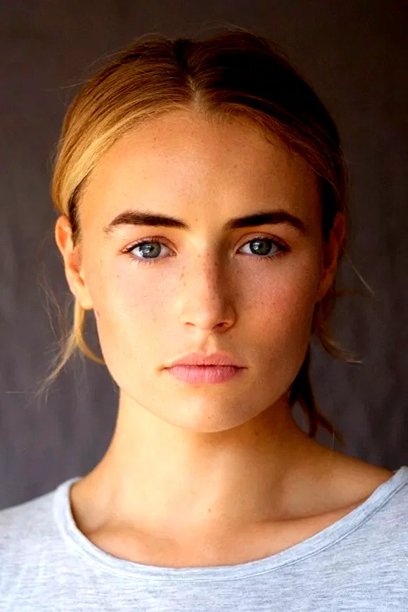 Saskia Archer
