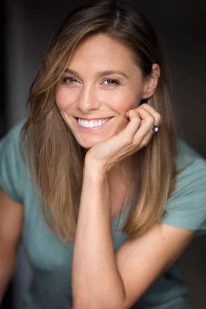  Zoe Naylor photo