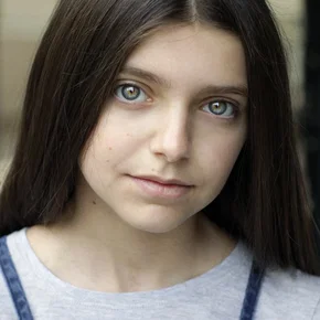 Photo star :  Mollie Cowen