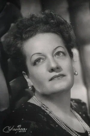  Conchita Gentil Arcos photo