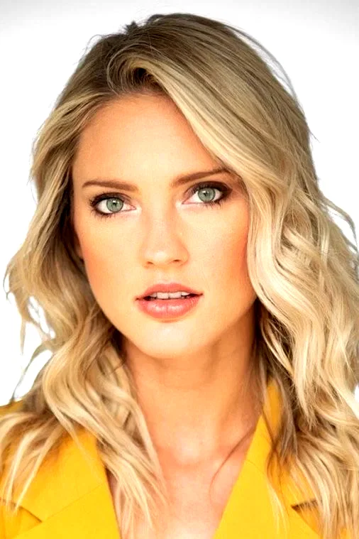  Ciara Hanna
