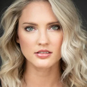 Photo star :  Ciara Hanna