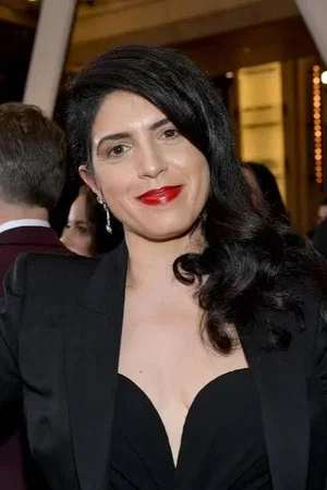  Elizabeth Raposo photo