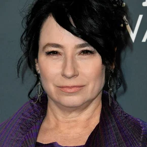 Photo star :  Amy Sherman-Palladino