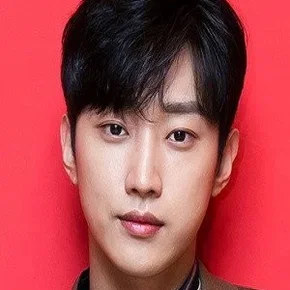 Photo star :  Jung Jinyoung