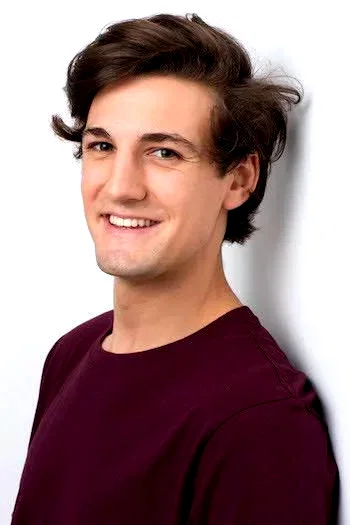  Isaac Crawley